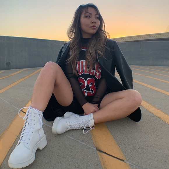 Meet your Posher, Claire - Picture 3 of 14